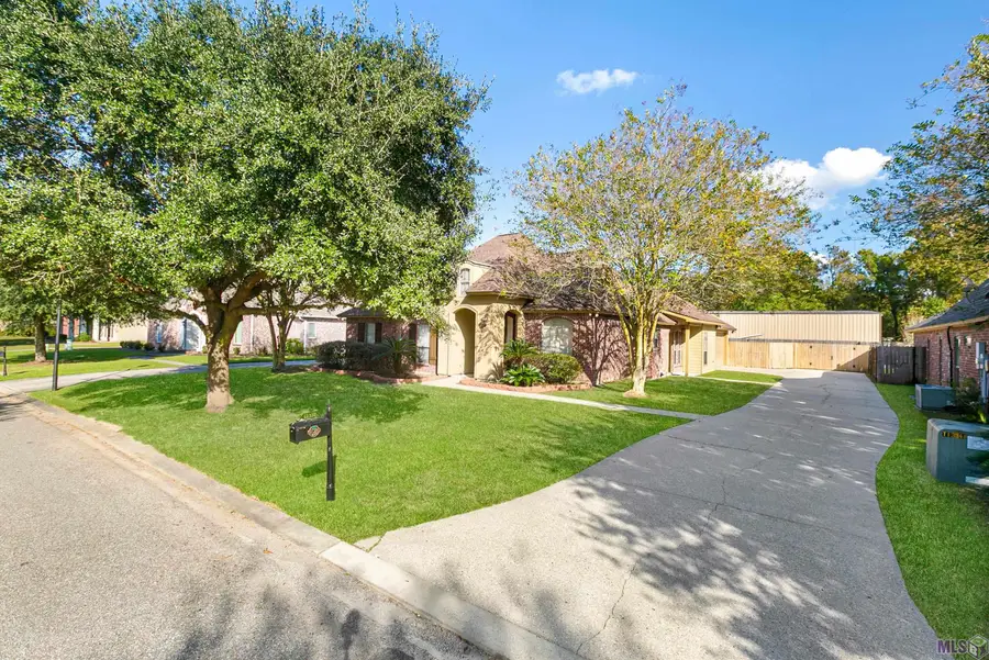 12330 Oak Alley Dr, Geismar, LA 70734 - Image #3