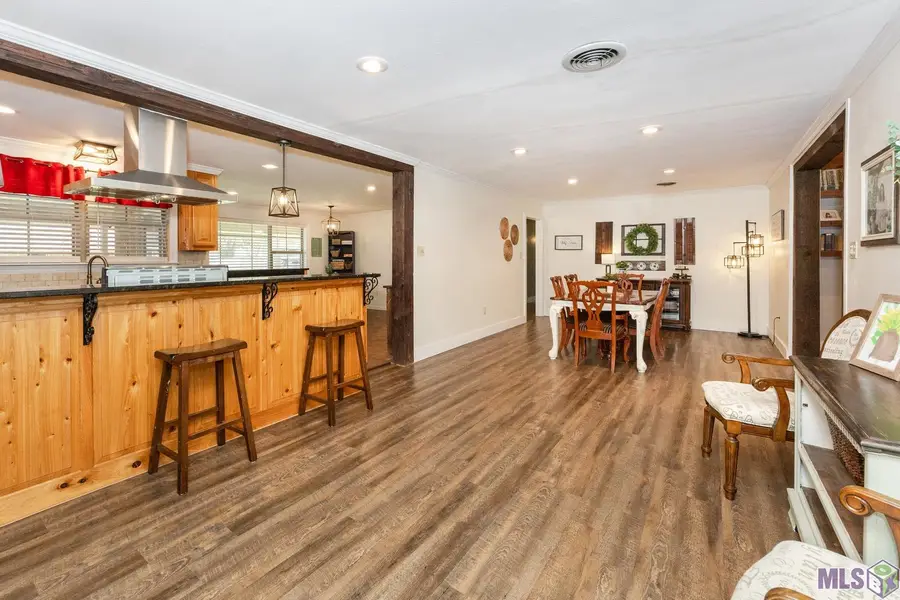 809 Avenue E, Port Allen, LA 70767 - Image #2