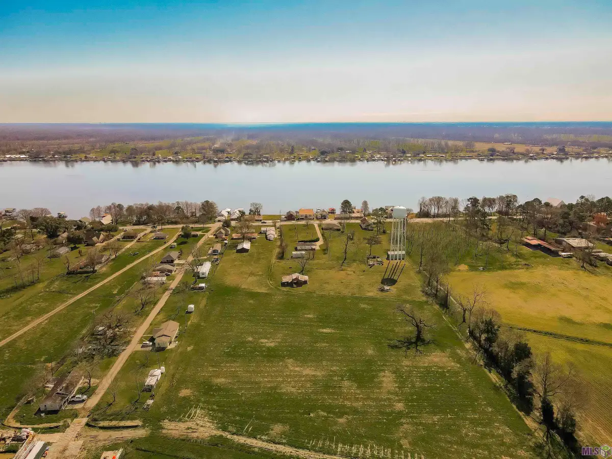 9287 False River Rd, New Roads, LA 70760 - Image #1