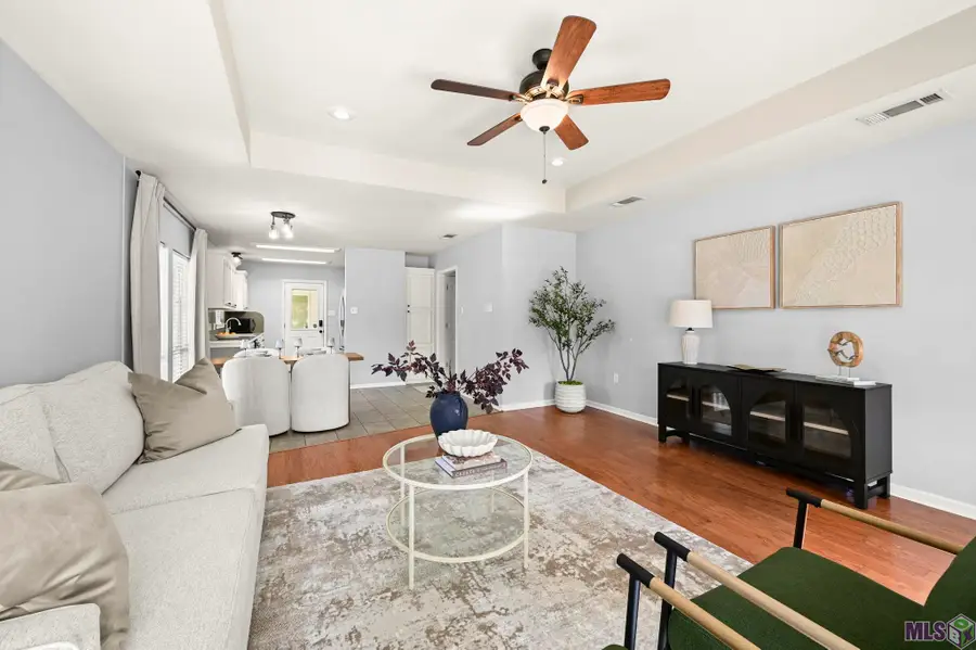 37506 Parkbrook Dr, Prairieville, LA 70769 - Image #2