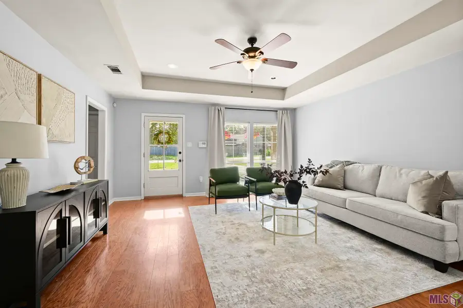 37506 Parkbrook Dr, Prairieville, LA 70769 - Image #3