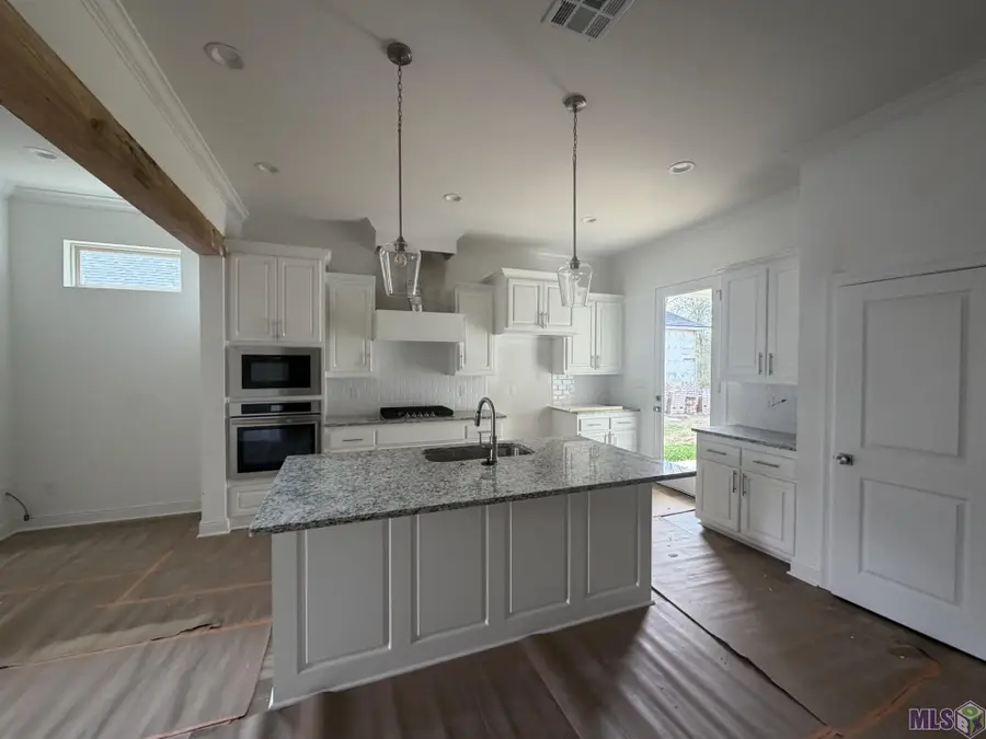 12063 Clare Ct, Geismar, LA 70734 - #2