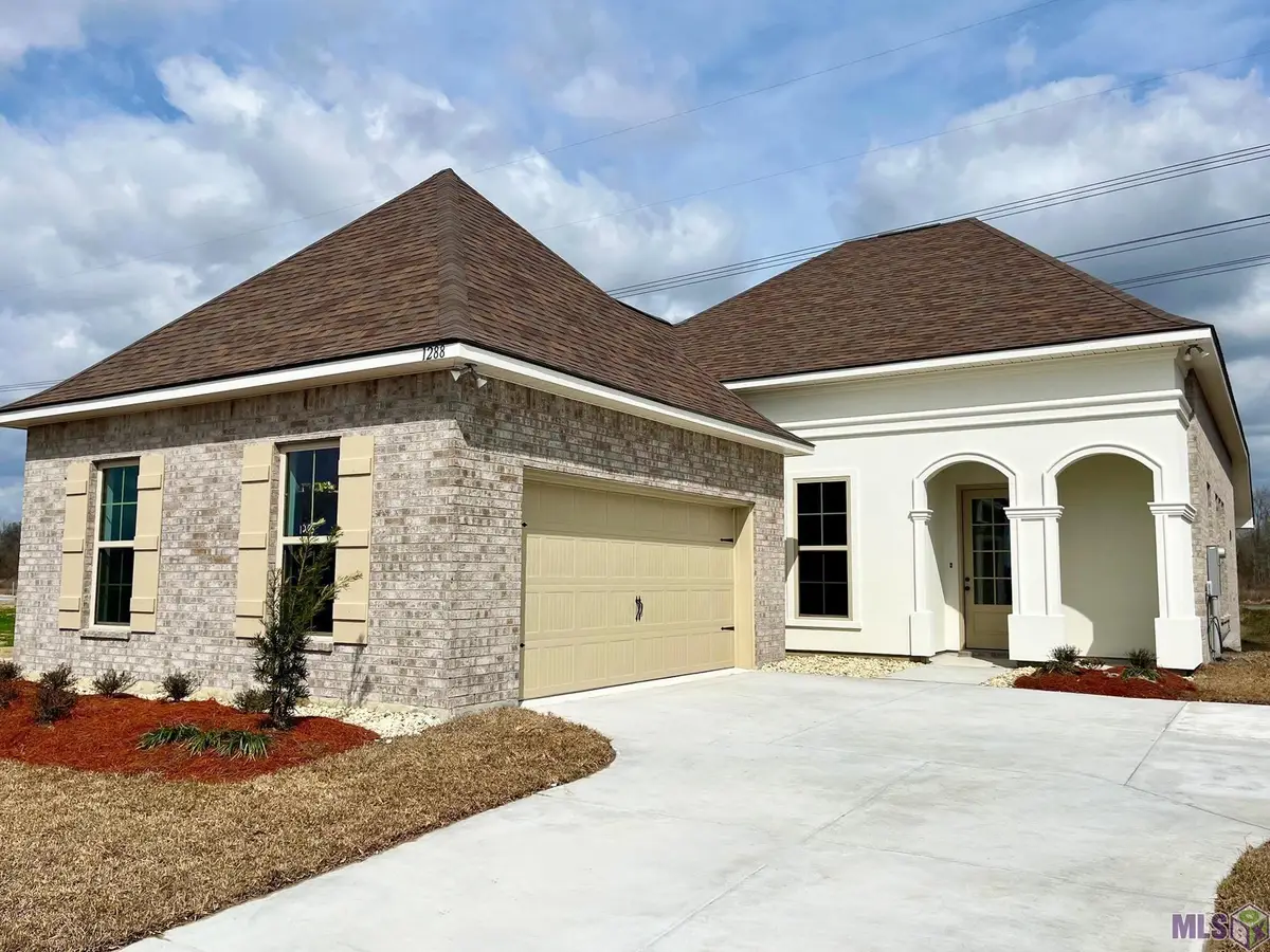 1288 Lakehaven Dr, Gonzales, LA 70737 - #1