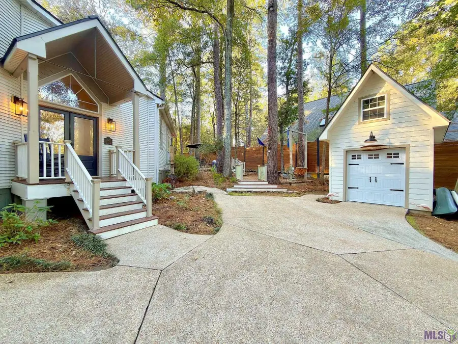 5659 Laurel Hill Ln, Saint Francisville, LA 70775 - Image #2