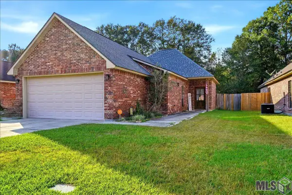 38209 Shelby Dr, Denham Springs, LA 70706