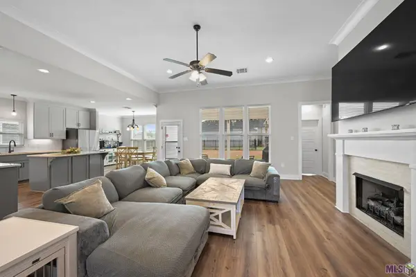 39215 Canopy Ct, Gonzales, LA 70737