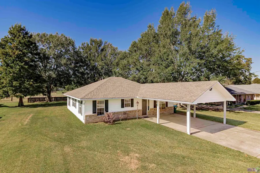 956 Bohne Rd, Port Allen, LA 70767 - Image #2