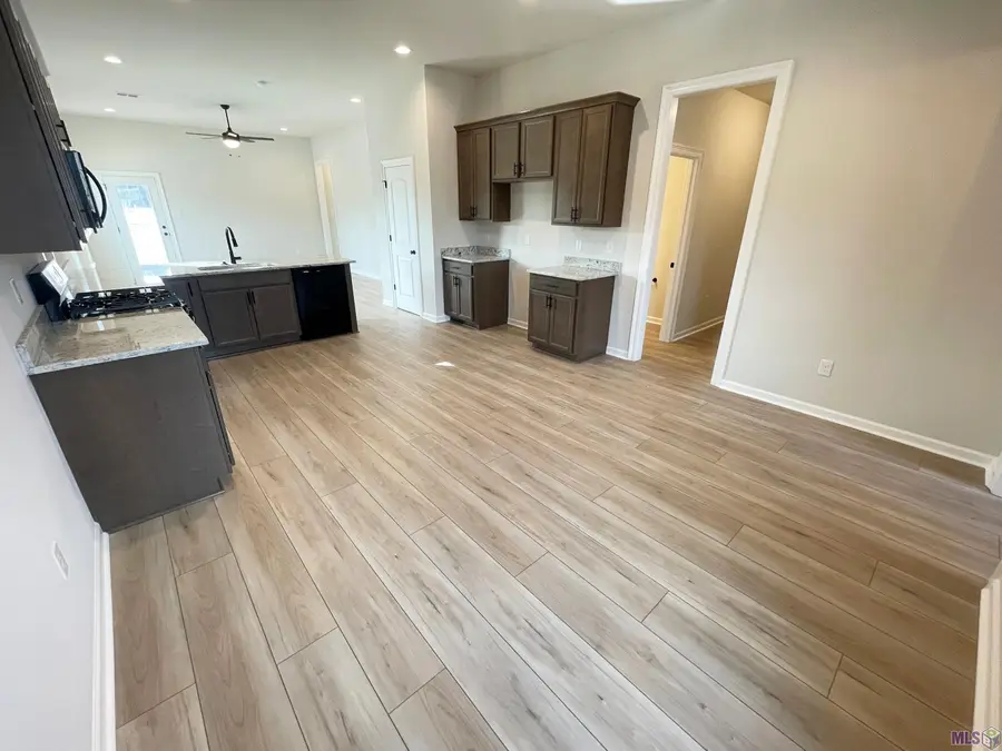 32635 Flower Tree Ct, Walker, LA 70785 - #2