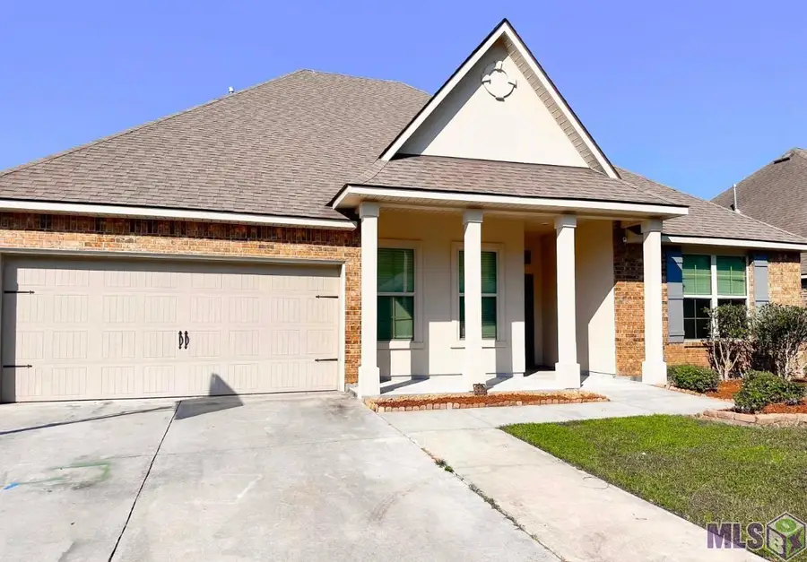 17490 Soaring Flight Dr, Prairieville, LA 70769 - Image #2