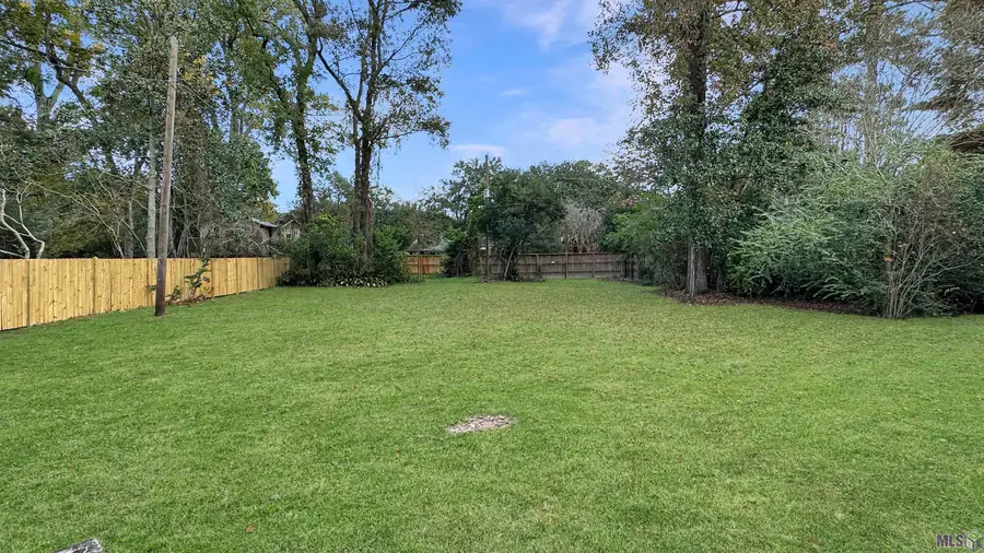 5929 Menlo Dr, Baton Rouge, LA 70808 - Image #3