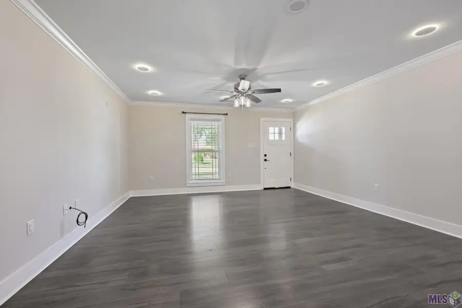 8926 Hickcock Dr, Baton Rouge, LA 70811 - Image #3