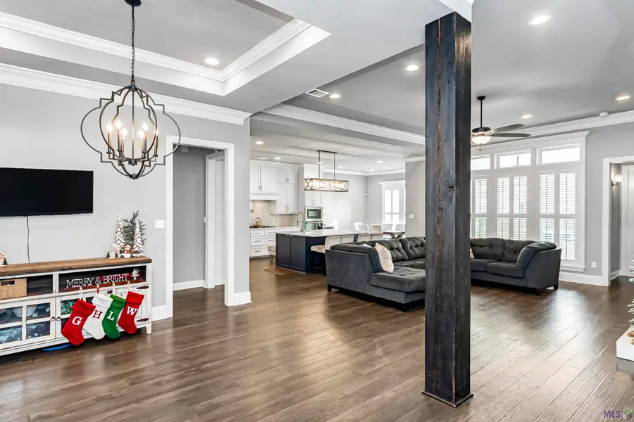 37359 Cypress Hollow Ave, Prairieville, LA 70769 - Image #2