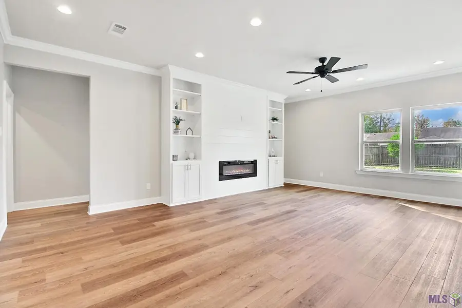 22795 Lafourche Ln, Denham Springs, LA 70726 - Image #3