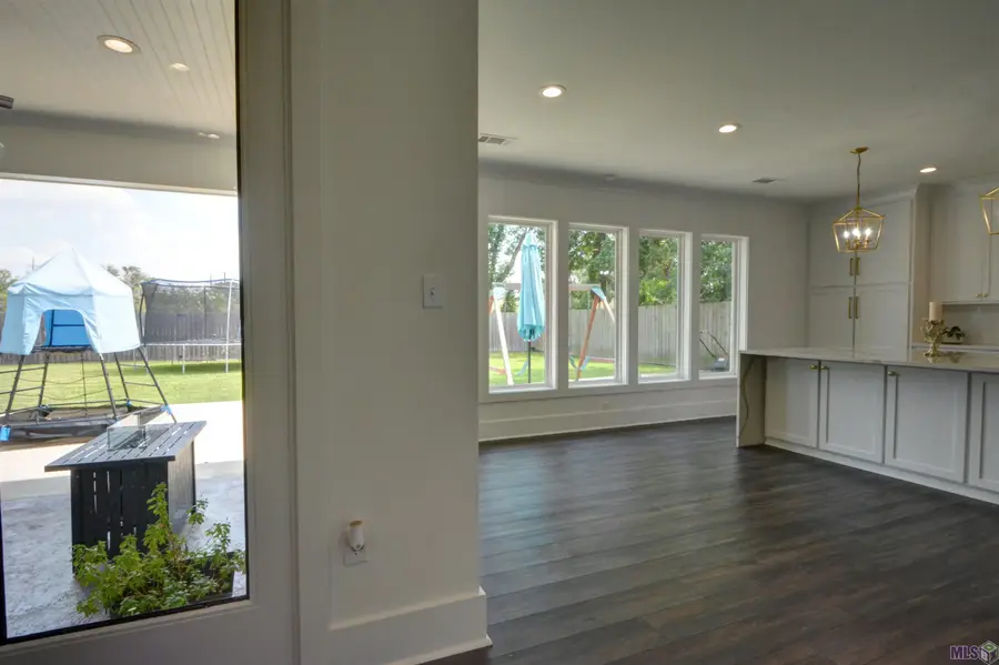 245 Marion Dr, Baton Rouge, LA 70806 - Image #3