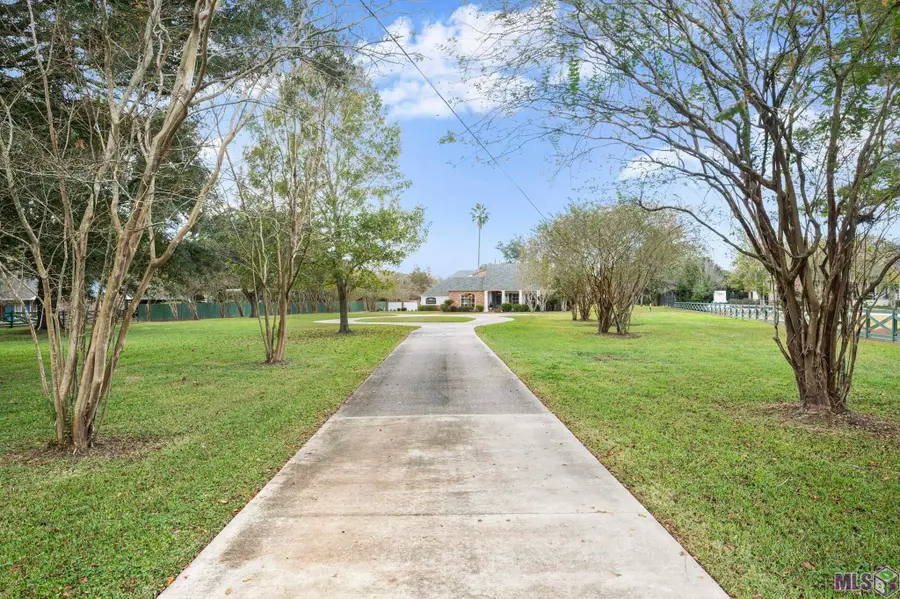332 Fulwar Skipwith Rd, Baton Rouge, LA 70810 - Image #3