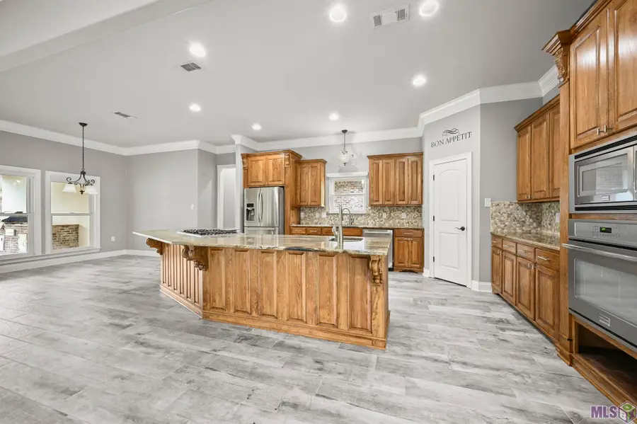 22553 Green Acres Blvd, Denham Springs, LA 70726 - Image #3