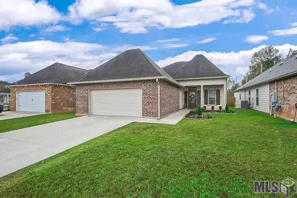 10396 Grand Plaza Dr, Denham Springs, LA 70726