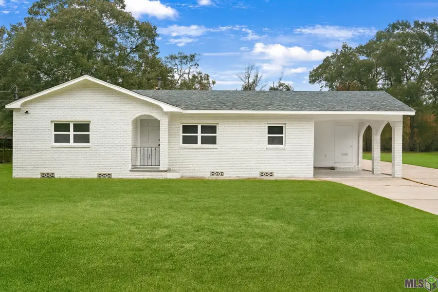 16035 Alford Dr, Greenwell Springs, LA 70739 - Image #2