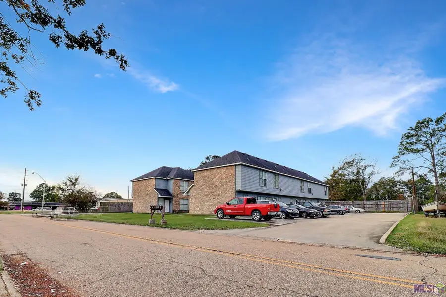678 Gloria Dr, Baton Rouge, LA 70819 - Image #2
