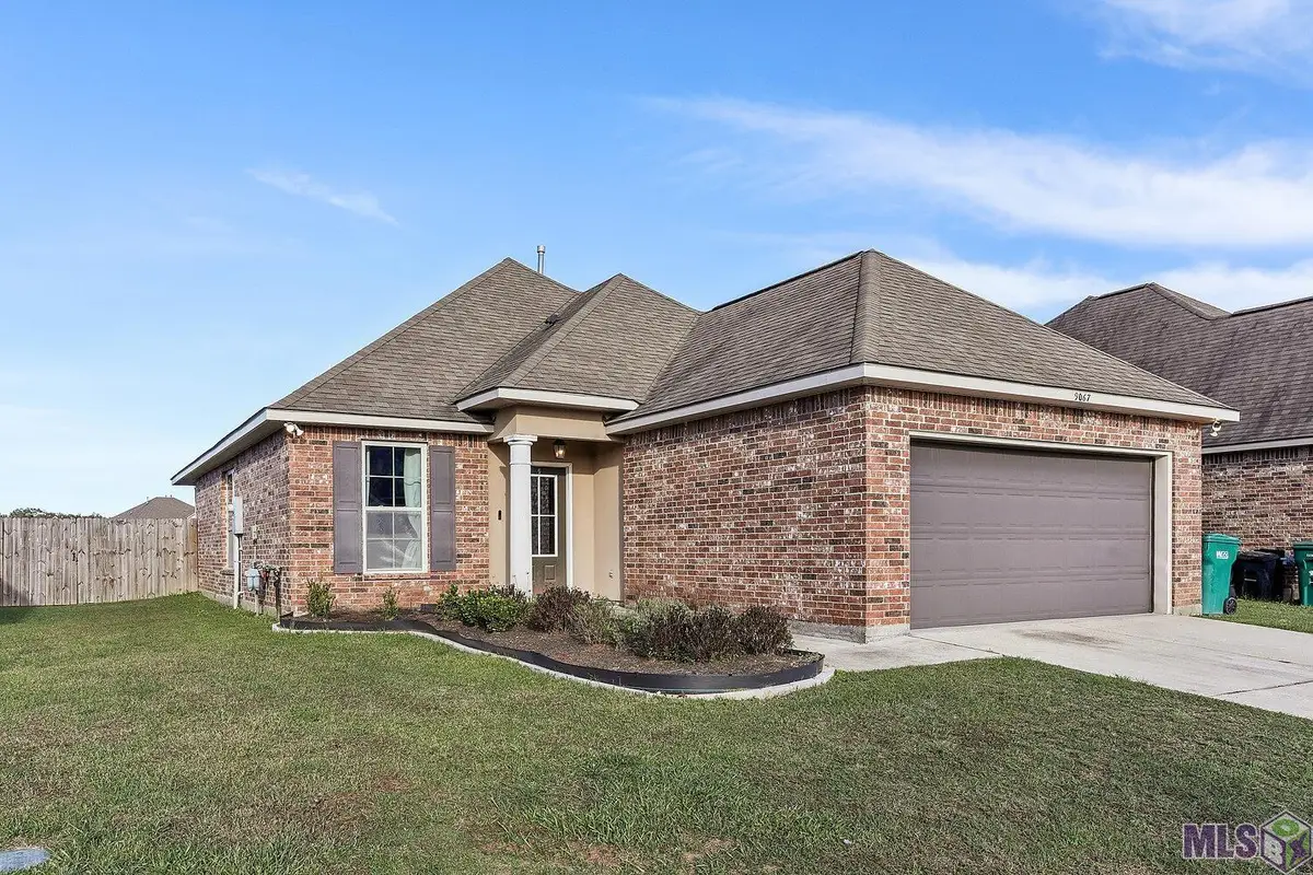 9067 Redwood Lake Blvd, Zachary, LA 70791 - Image #1