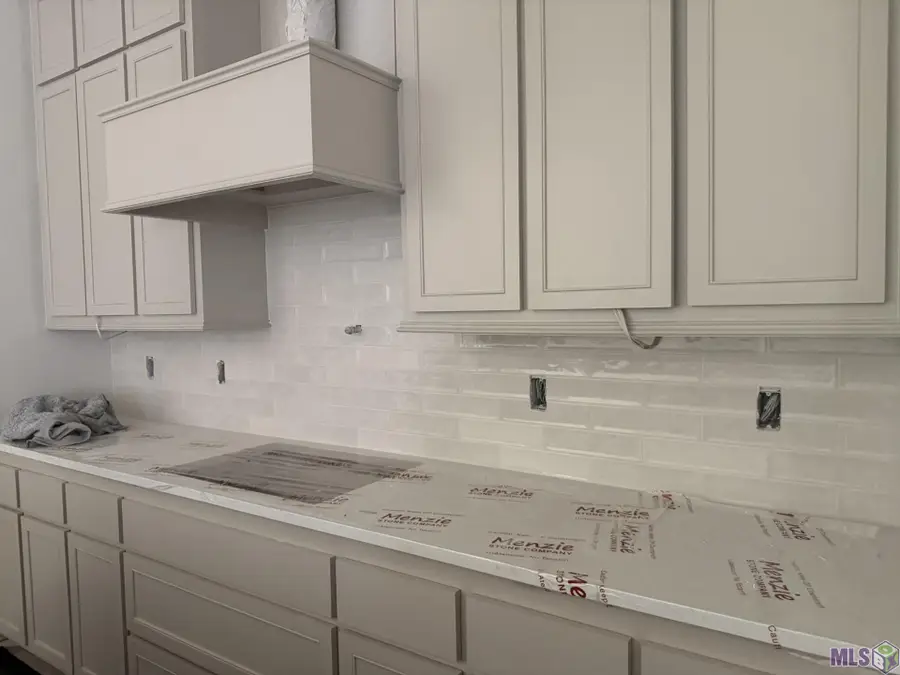 12057 Clare Ct, Geismar, LA 70734 - #2