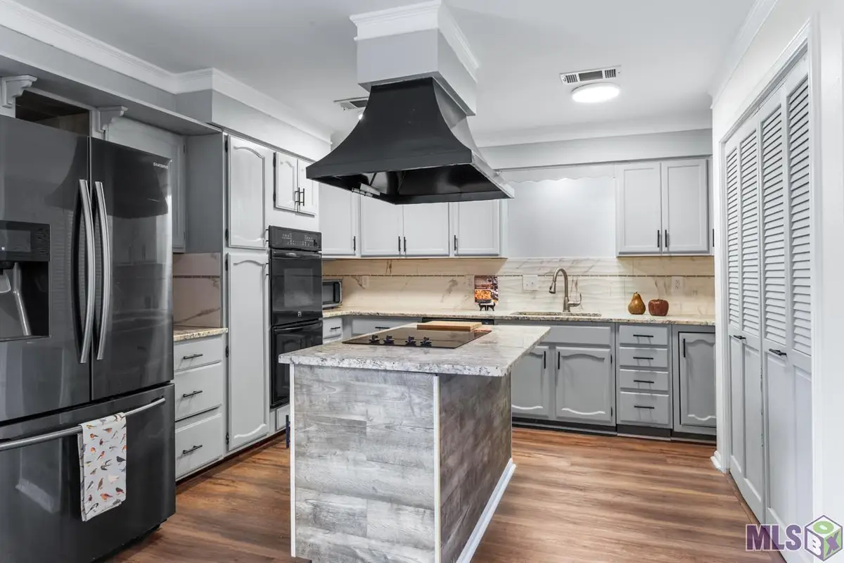 2406 Shadowbrook Dr, Baton Rouge, LA 70816 - Image #1