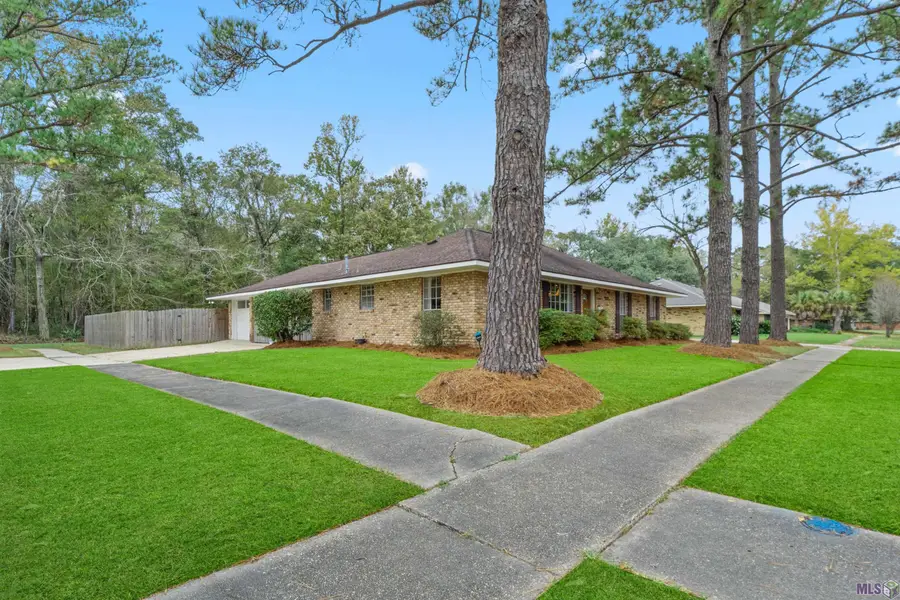 7872 Director Dr, Baton Rouge, LA 70817 - Image #2