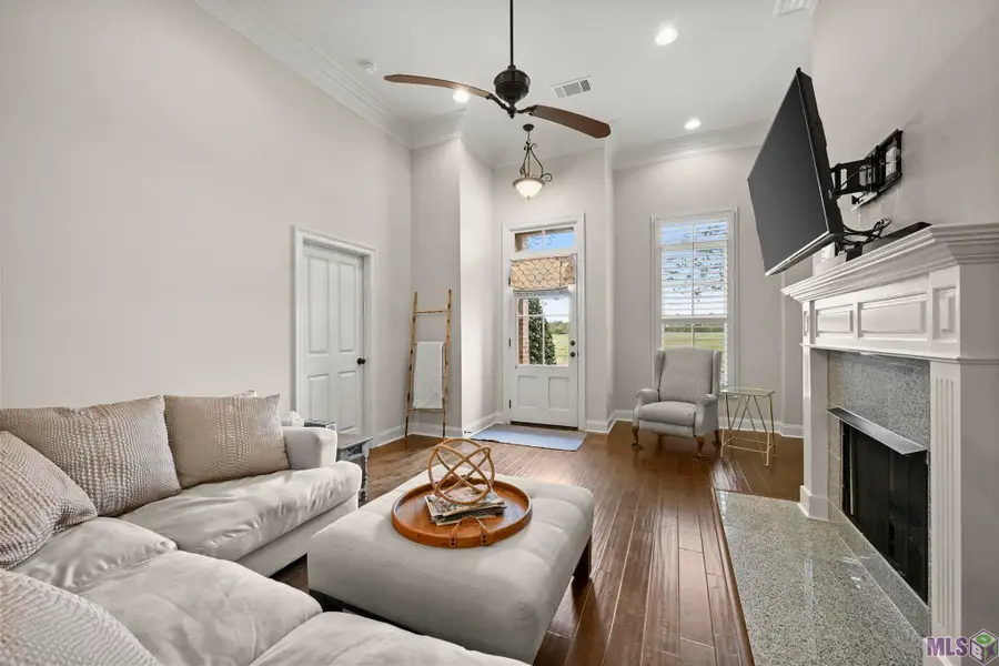 13957 Lexington Park Dr, Baton Rouge, LA 70810 - Image #3