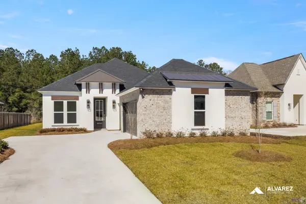 5065 Scotts Bayou Ln, Madisonville, LA 70447