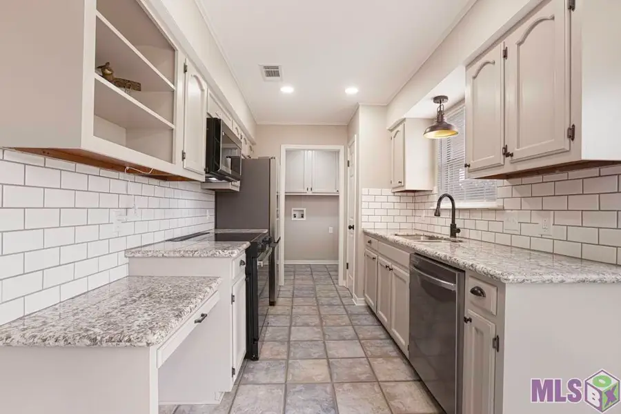 16199 N Galvez Ave, Prairieville, LA 70769 - Image #3