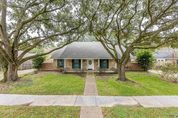 6035 Shakespeare Dr, Baton Rouge, LA 70817