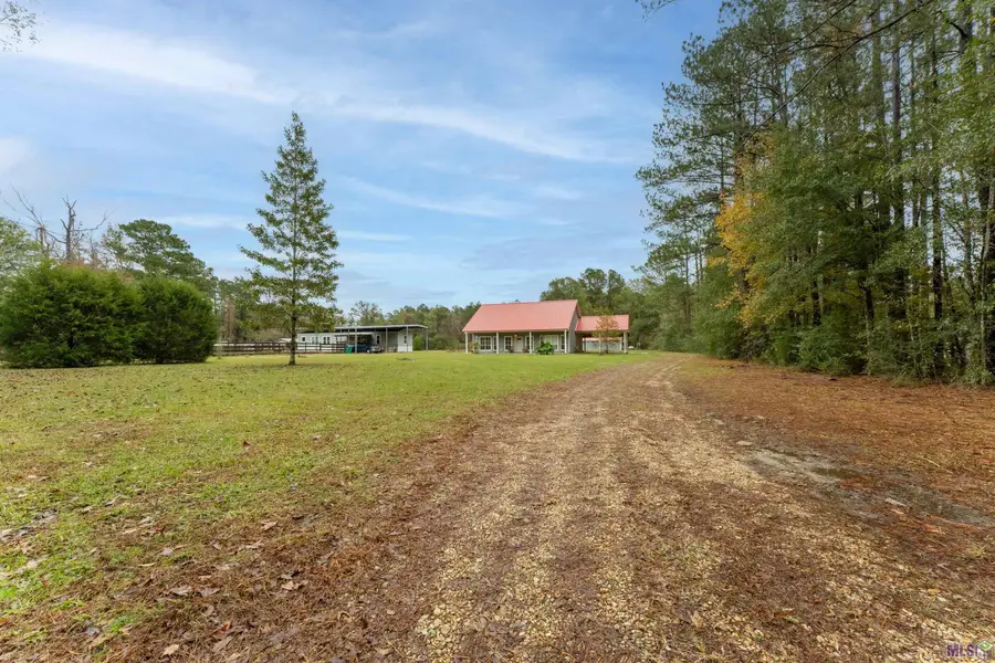 37700 Walker Rd, Walker, LA 70785 - Image #2