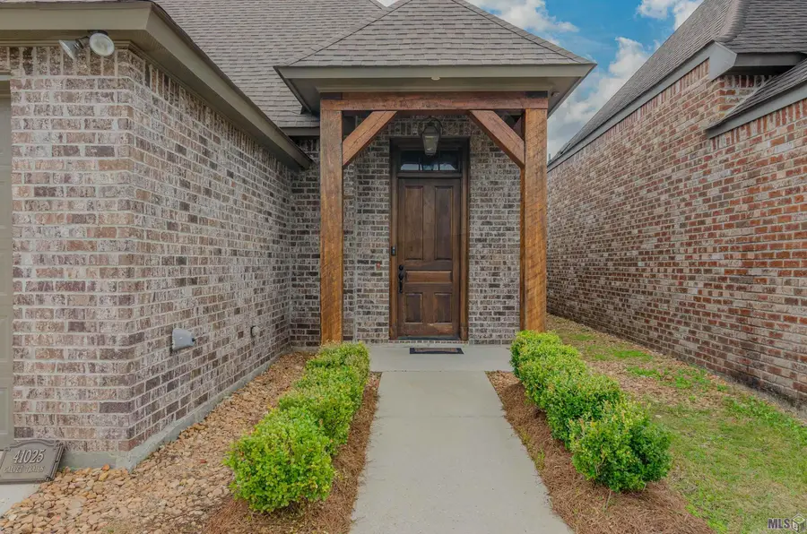 41025 Galvez Trails Blvd, Prairieville, LA 70769 - Image #2