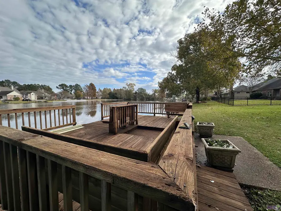 13725 Briarlake Ave, Baton Rouge, LA 70809 - Image #2