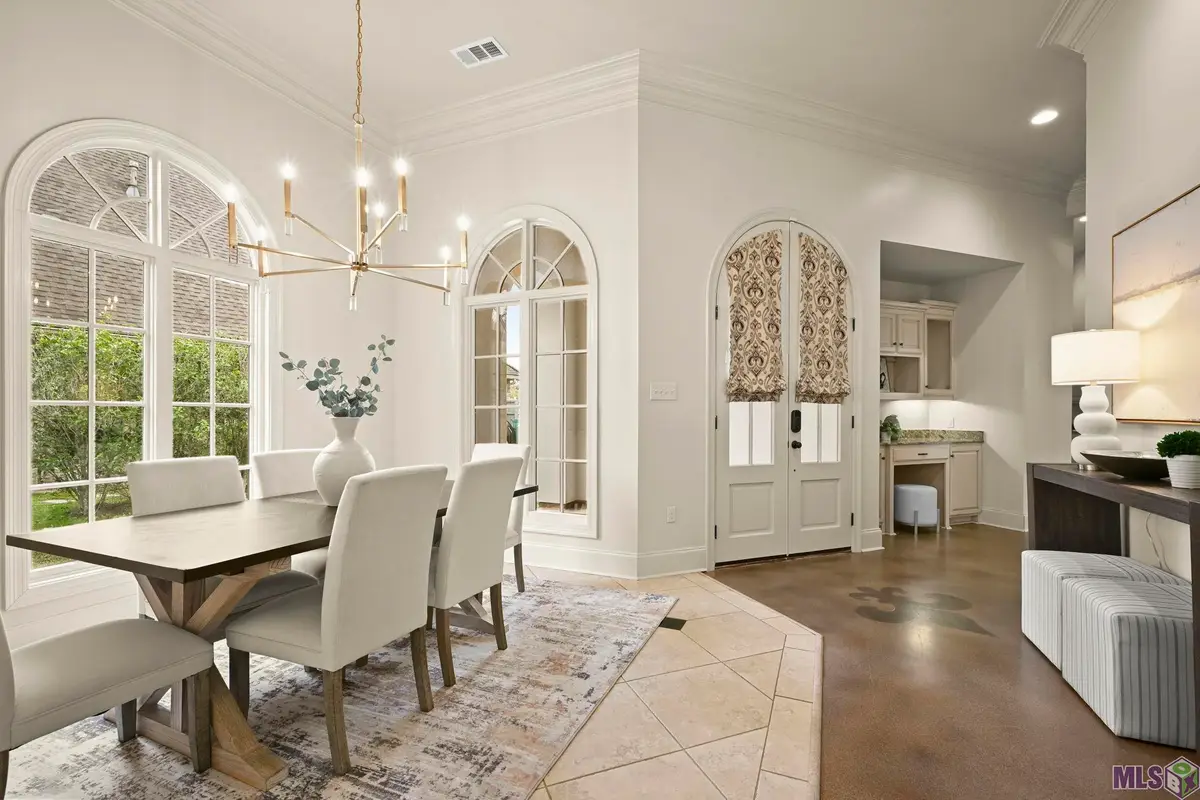 25843 Royal Troon Ave, Denham Springs, LA 70726 - #1