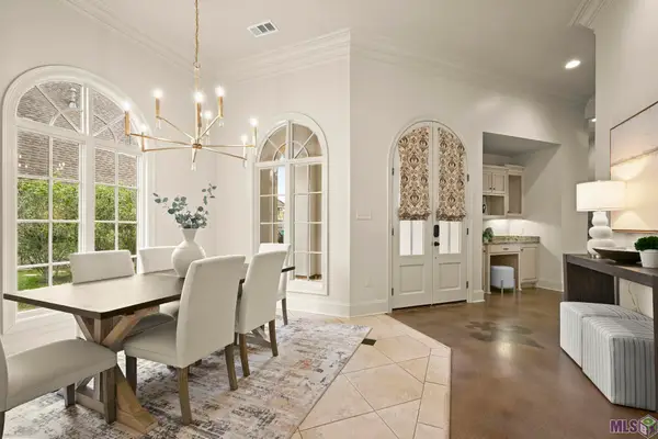 25843 Royal Troon Ave, Denham Springs, LA 70726