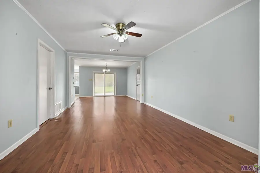 14836 S Versailles Ct, Baton Rouge, LA 70819 - Image #2