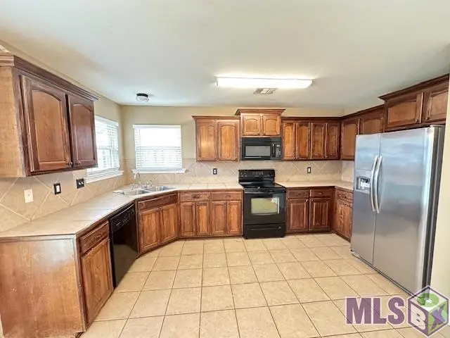 22798 Citation Dr, Denham Springs, LA 70726 - Image #2