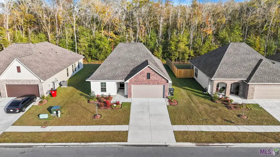 15502 Ralph Christy Dr, Prairieville, LA 70769 - Image #2