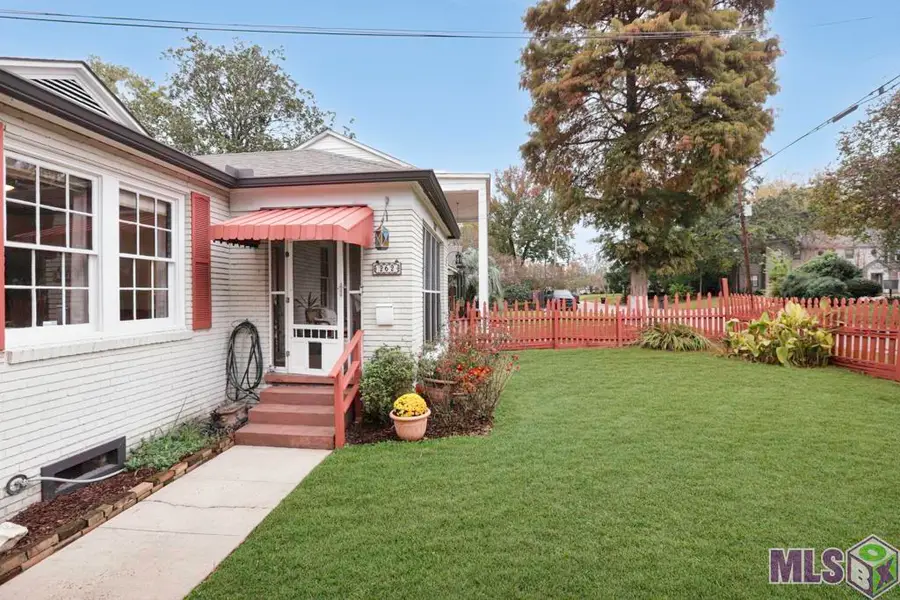 262 Lovers Ln, Baton Rouge, LA 70806 - Image #2