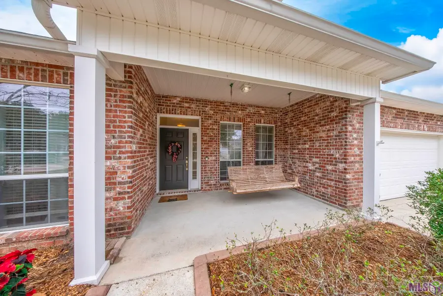 301 Mark Dr, Covington, LA 70433 - Image #2