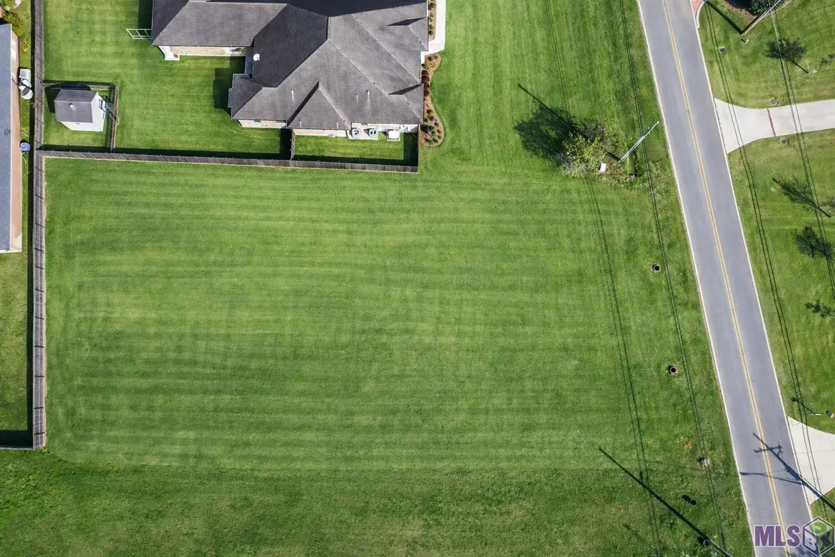 1644 Main St, Laplace, LA 70068 - #1