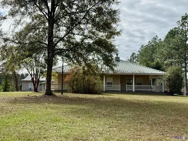 3947 Purvis Columbia Road, Lumberton, MS 39455