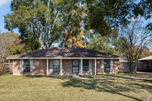 10815 Stanley Aubin Ln, Baton Rouge, LA 70816