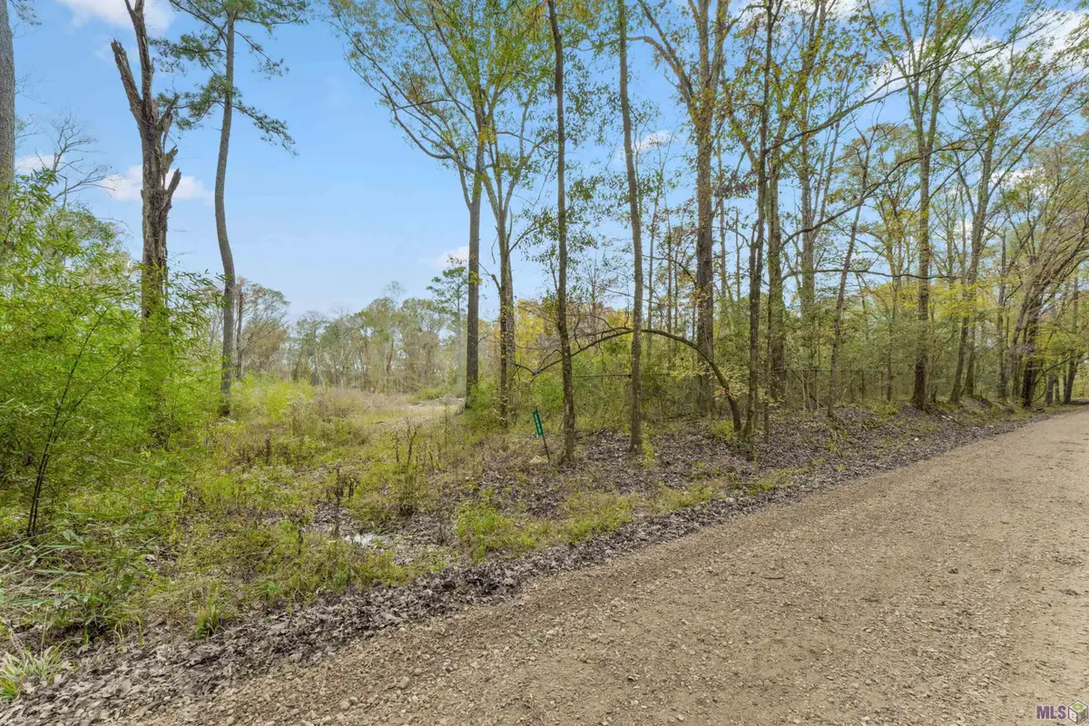 5498 Old Liberty Rd, Clinton, LA 70722 - Image #1