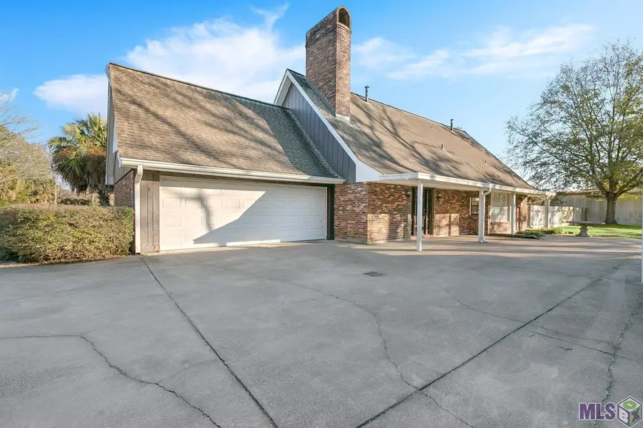 19533 Plank Rd, Zachary, LA 70791 - Image #3