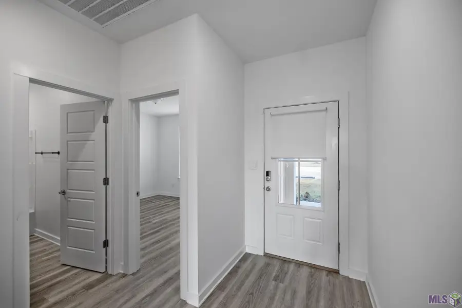 12856 Silverbell Ave, Denham Springs, LA 70726 - Image #2