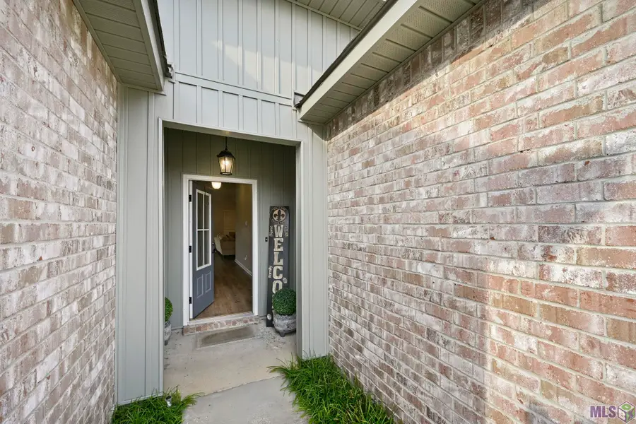 59810 Clifts Cove Dr, Plaquemine, LA 70764 - Image #2