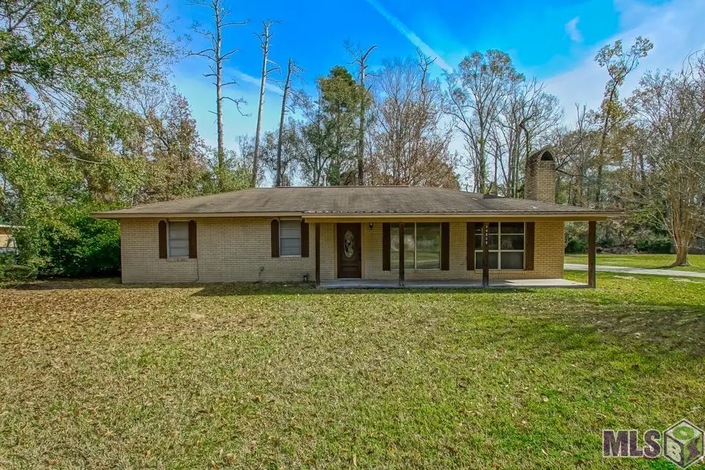 34868 Gravesbriar Dr, Denham Springs, LA 70706 - Image #1