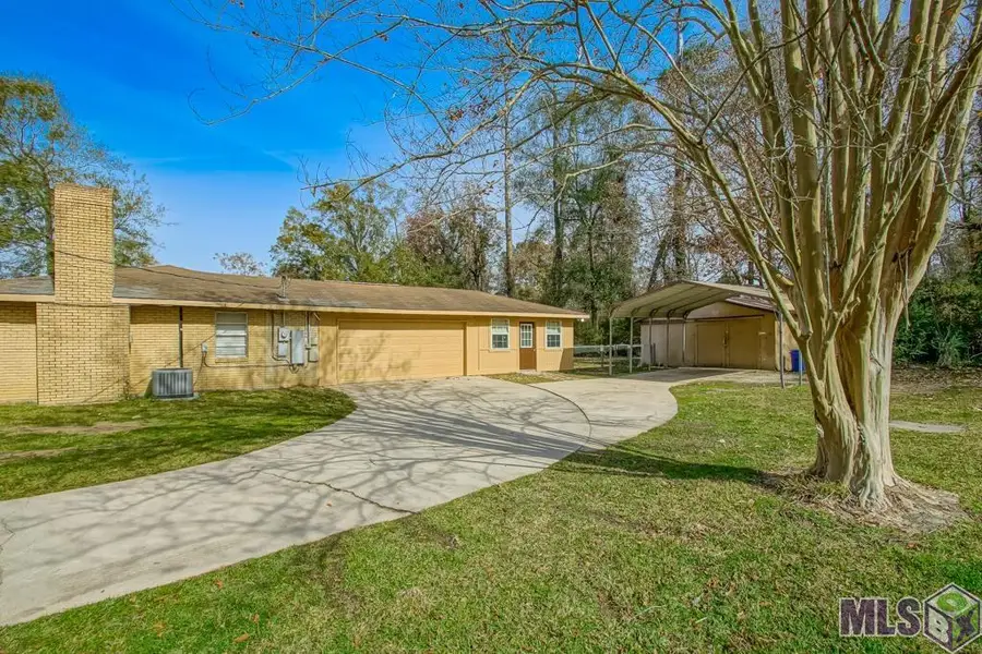 34868 Gravesbriar Dr, Denham Springs, LA 70706 - Image #3